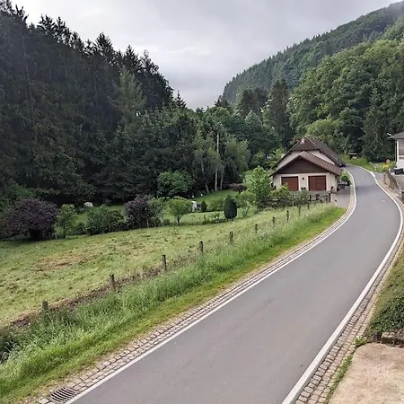 4 Persons In De Eifel Апартаменты *