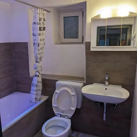 4 Persons In De Eifel *