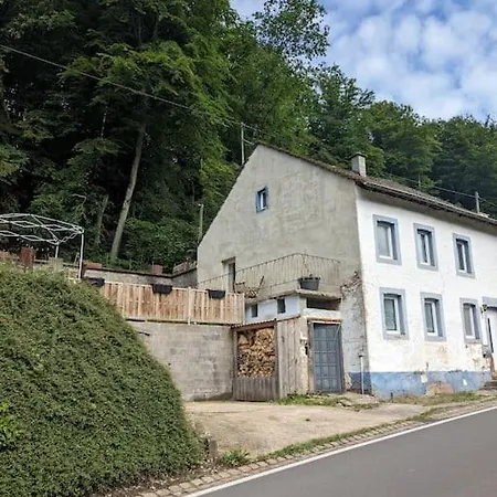 4 Persons In De Eifel Baustert