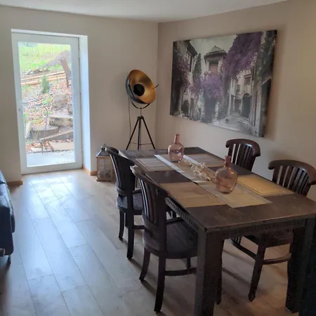 4 Persons In De Eifel 公寓 Baustert