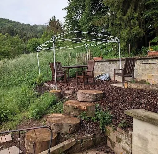 4 Persons In De Eifel דירה