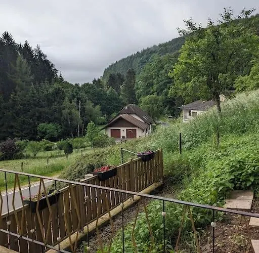 4 Persons In De Eifel *