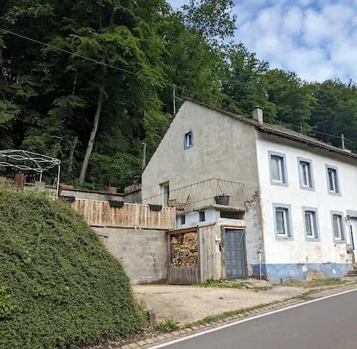 4 Persons In De Eifel Baustert